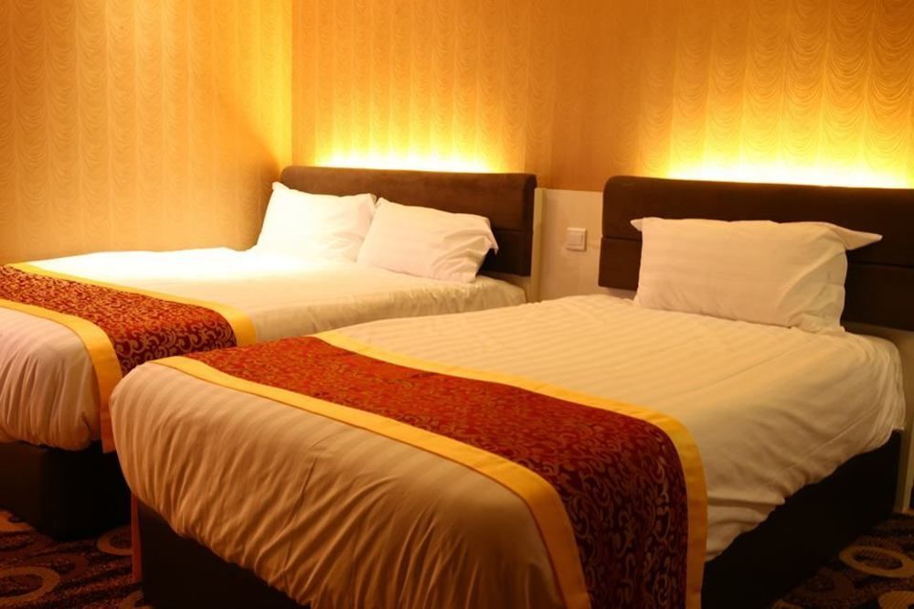 Golden Valley Hotel
