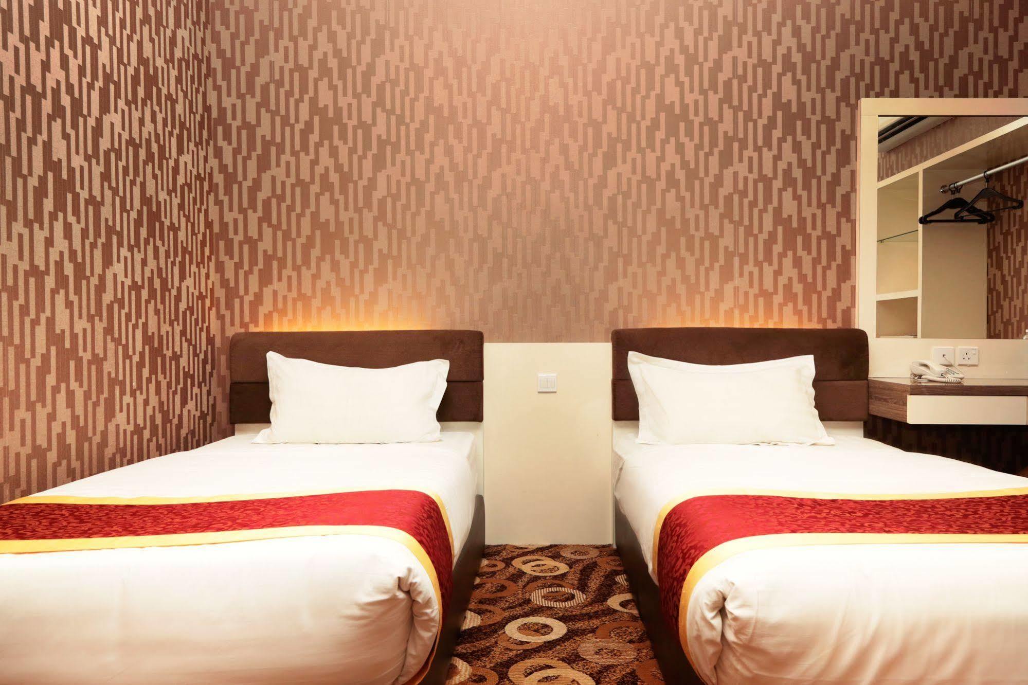 Hotel Golden Valley